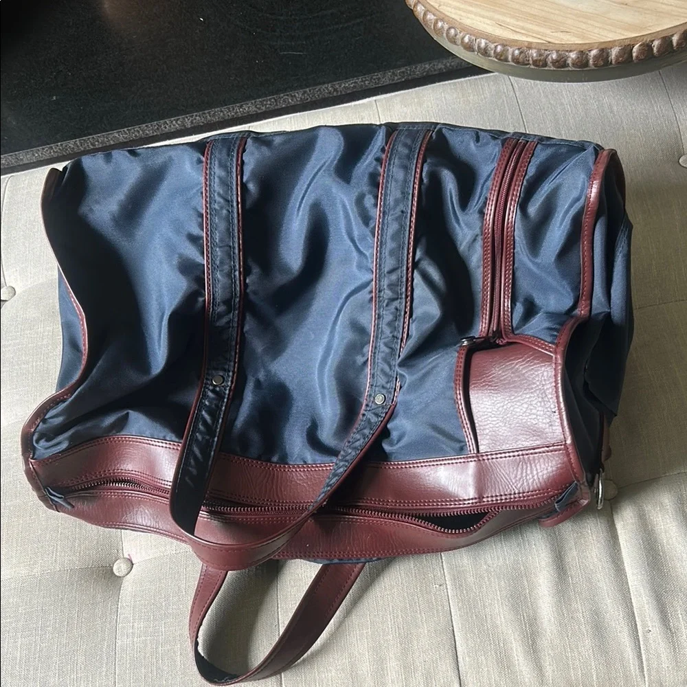Oscar de la Renta Navy Maroon Trimmed Travel Duffle Bag